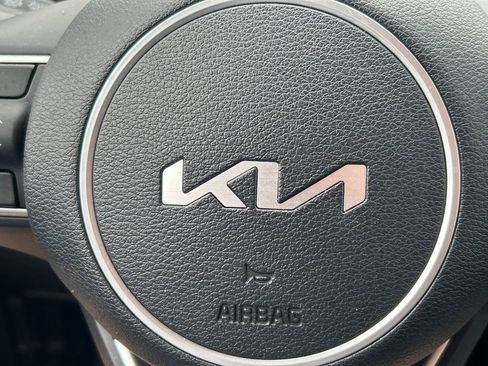 Used 2023 Kia Sportage LX image 34
