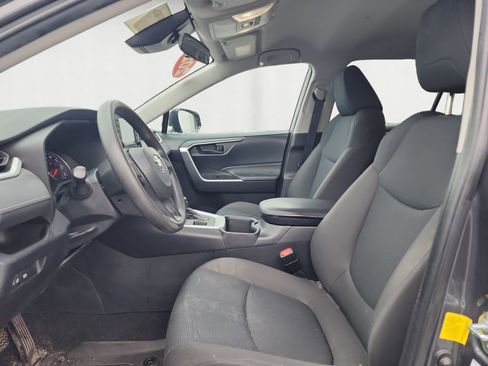 Certified 2022 Toyota RAV4 LE image 9