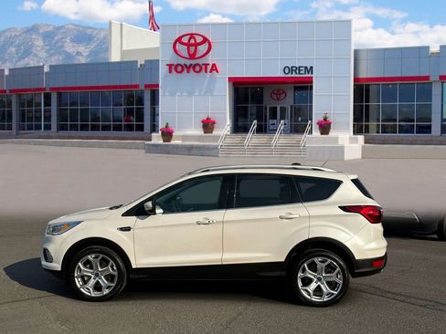 Used 2019 Ford Escape Titanium AWD/4WD image 7