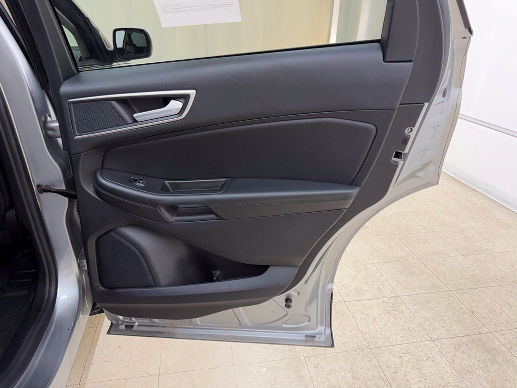 Used 2024 Ford Edge SEL w/ Convenience Package AWD/4WD image 13