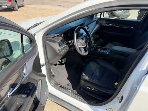 Used 2022 Cadillac XT5 Premium Luxury w/ Platinum Package AWD/4WD image 13