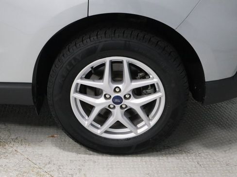 Certified 2022 Ford Edge SEL w/ Convenience Package image 16