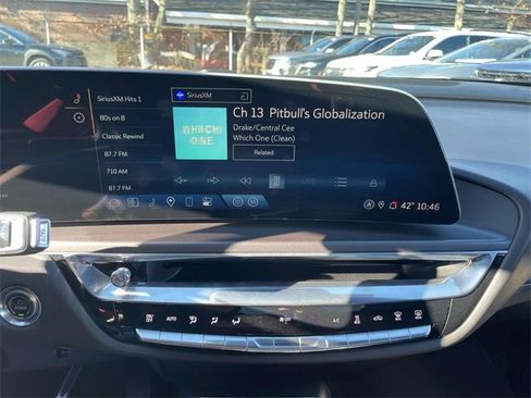 Used 2024 Cadillac Lyriq Tech image 22