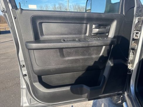 Used 2021 RAM 3500 Tradesman image 11