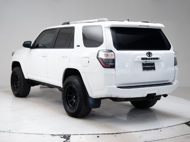 Used 2021 Toyota 4Runner SR5 Premium w/ Moonroof Package AWD/4WD image 3