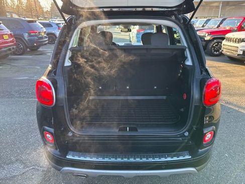 Used 2014 FIAT 500L Trekking w/ Popular Equipment Group image 12
