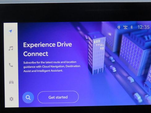 Used 2025 Toyota Camry SE image 14