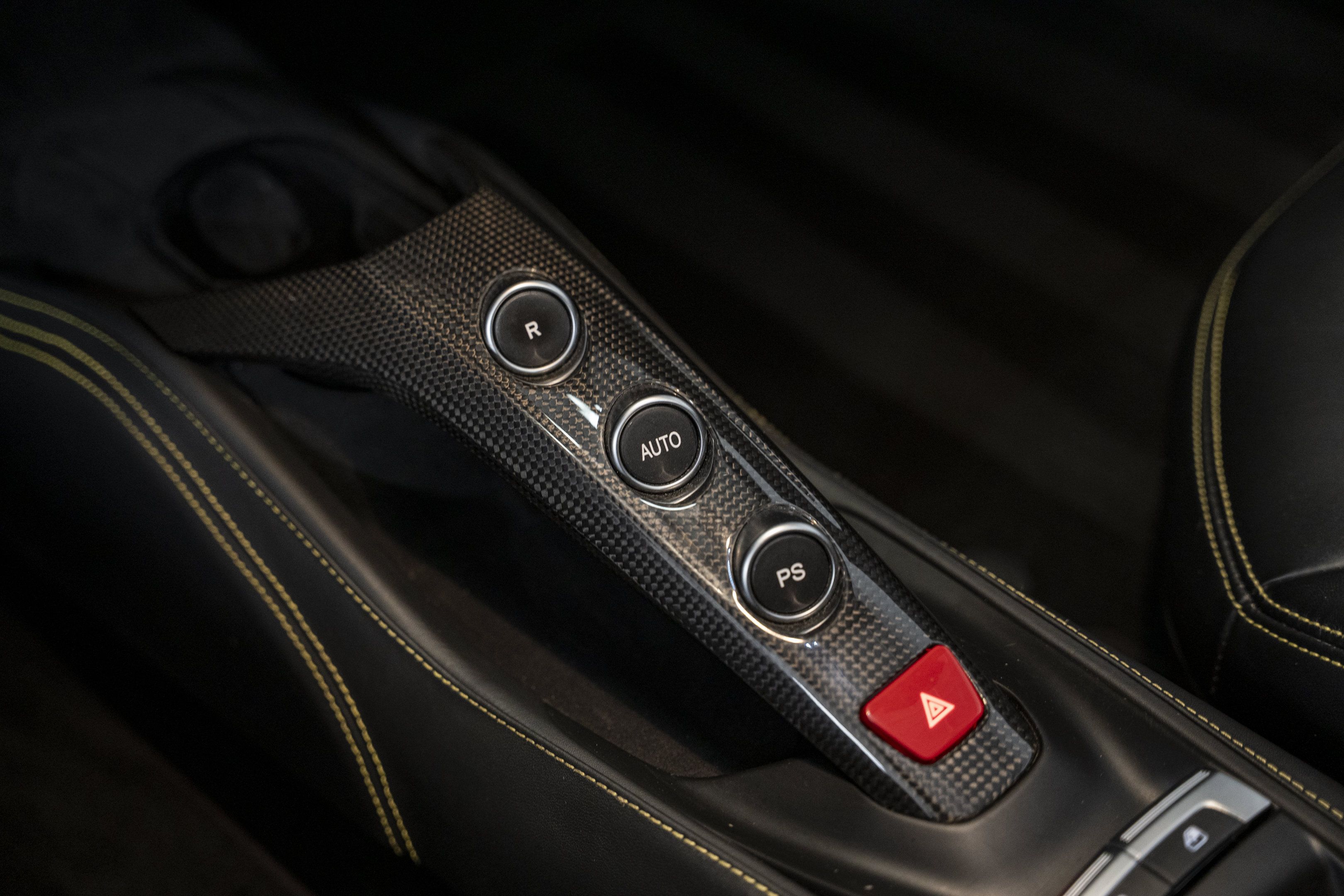 Used 2018 Ferrari 488 Spider RWD image 44
