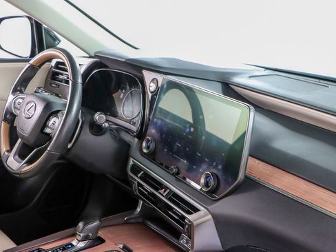 Used 2023 Lexus RX 350 Premium w/ Accessory Package AWD/4WD image 26
