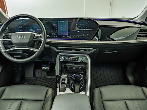 Certified 2025 Audi Q5 Premium Plus w/ Premium Plus AWD/4WD image 27