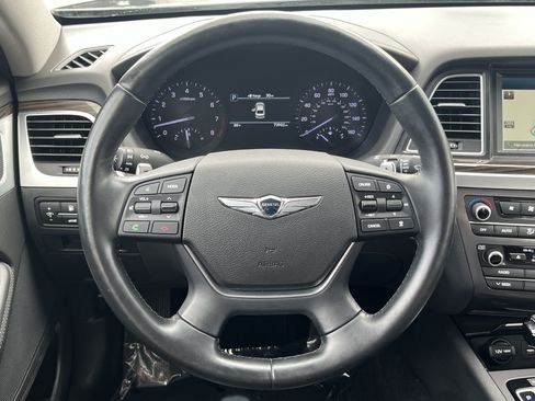 Used 2018 Genesis G80 3.8 AWD/4WD image 17
