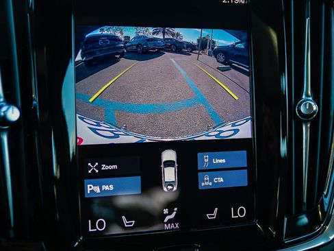 Used 2020 Volvo S90 T8 Inscription image 27