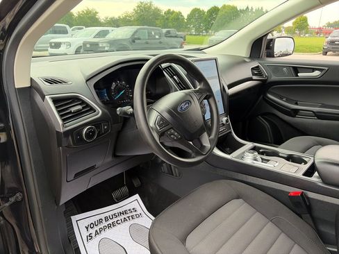 Used 2024 Ford Edge SE w/ Black Appearance Package AWD/4WD image 14
