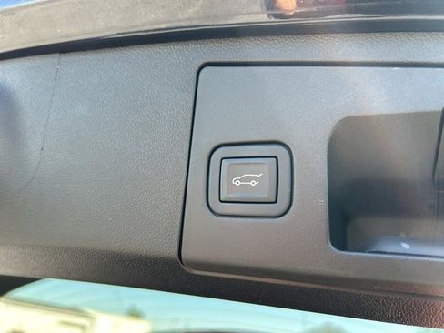 Used 2023 Cadillac XT4 Premium Luxury w/ Cold Weather Package image 22