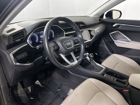 Used 2020 Audi Q3 2.0T Prestige image 9