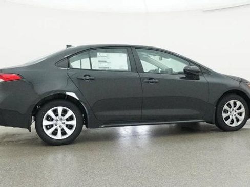 New 2026 Toyota Corolla LE FWD image 25