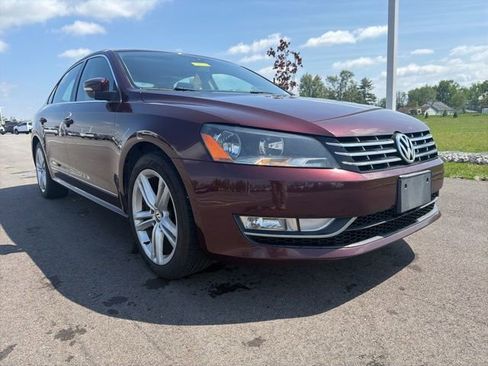 Used 2013 Volkswagen Passat TDI SE FWD image 1