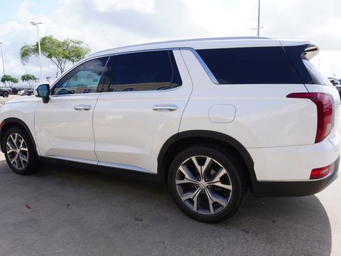 Used 2022 Hyundai Palisade SEL w/ Premium Package FWD image 4