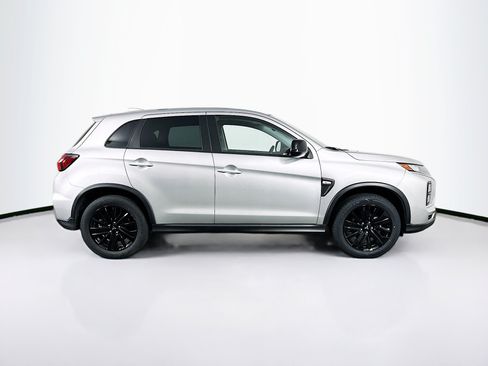 Used 2025 Mitsubishi Outlander Sport LE AWD/4WD image 10