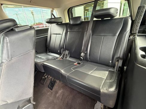Used 2022 Ford Expedition Max XLT AWD/4WD image 6