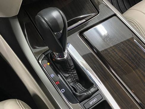 Used 2016 Acura RLX w/ Advance Package image 21