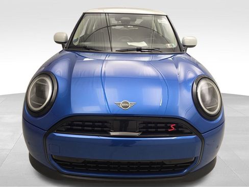 Certified 2025 MINI Cooper S image 4