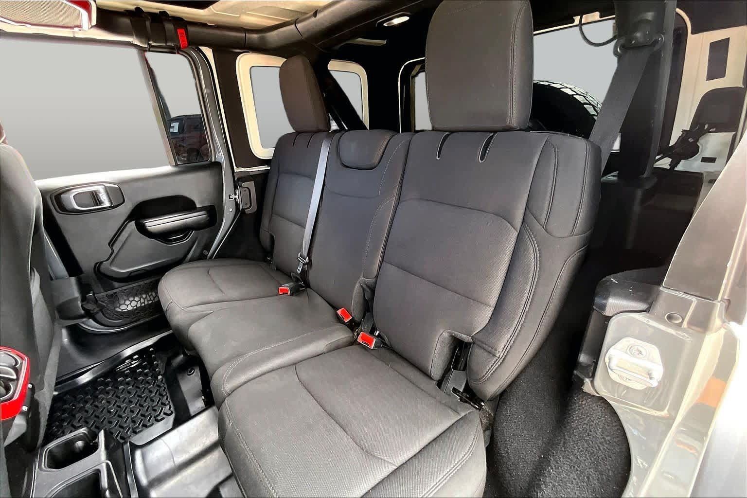 Used 2020 Jeep Wrangler Unlimited Sport AWD/4WD image 21