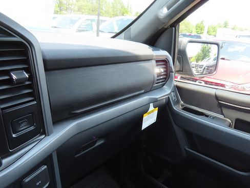 New 2026 Ford F150 XLT w/ Equipment Group 302A MID AWD/4WD image 13