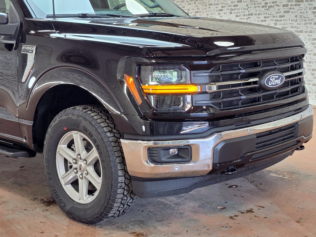 New 2026 Ford F150 XLT w/ Equipment Group 302A MID AWD/4WD image 8