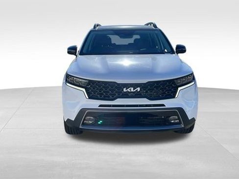 Used 2023 Kia Sorento SX Prestige image 2