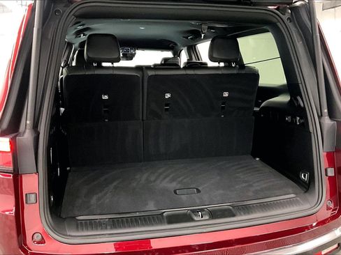 Used 2022 Jeep Wagoneer Series II AWD/4WD image 43