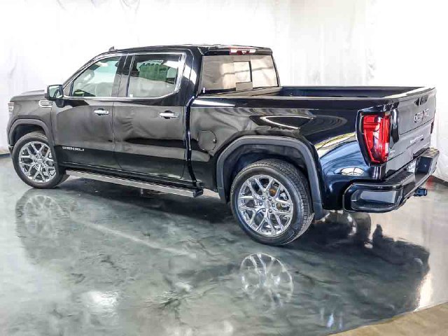 Certified 2024 GMC Sierra 1500 Denali w/ Denali Reserve Package AWD/4WD image 9