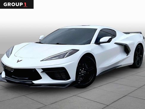 Used 2024 Chevrolet Corvette Stingray Preferred Cpe w/ 2LT RWD image 1