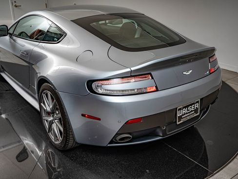 Used 2015 Aston Martin V8 Vantage GT RWD image 19