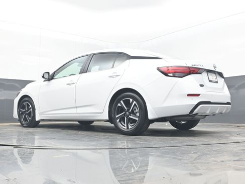 Used 2025 Nissan Sentra SV w/ All-Weather Package image 26