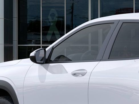 New 2026 Chevrolet Trax LS w/ LS Convenience Package FWD image 12