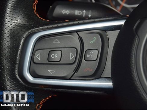 Used 2023 Jeep Gladiator Mojave w/ Trailer Tow Package image 35