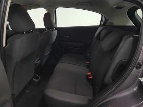 Certified 2022 Honda HR-V LX image 12