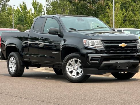 Used 2022 Chevrolet Colorado LT w/ Fleet Safety Package RWD image 2