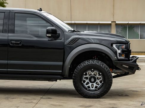 Used 2020 Ford F150 Raptor w/ Equipment Group 802A Luxury AWD/4WD image 25