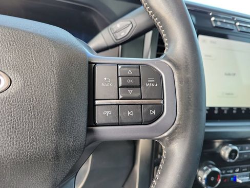 Used 2023 Ford F250 Lariat w/ Lariat Ultimate Package AWD/4WD image 17
