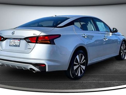 Certified 2022 Nissan Altima 2.5 SL image 6