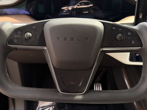 Used 2023 Tesla Model X AWD/4WD image 57