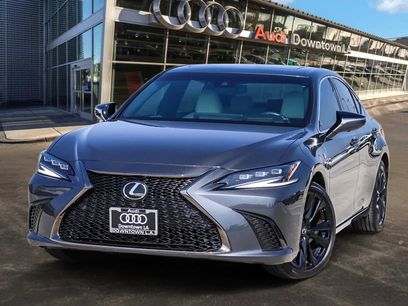 Used 2024 Lexus ES 350 F Sport w/ Accessory Package (Z2)
