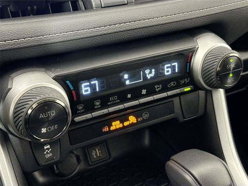 Certified 2025 Toyota RAV4 LE image 22