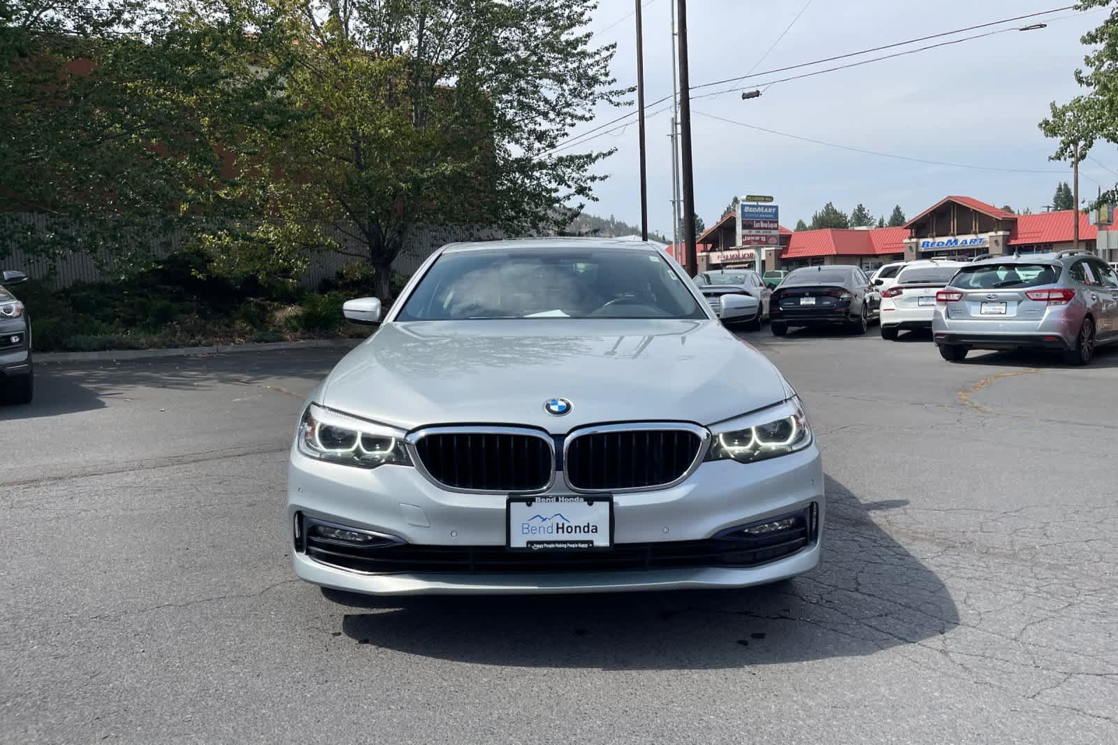 Used 2018 BMW 530i xDrive AWD/4WD image 8