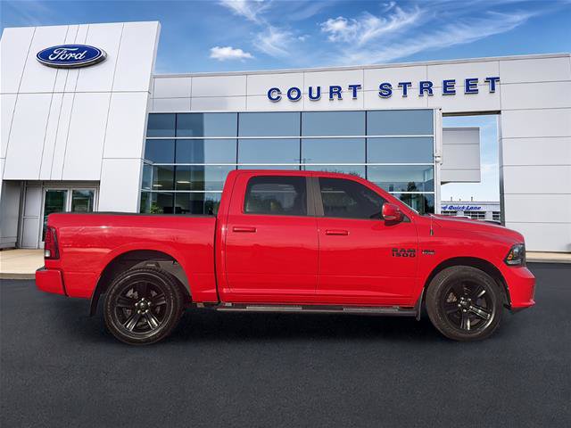 Used 2018 RAM 1500 Sport w/ Quick Order Package 26Q Night AWD/4WD image 4