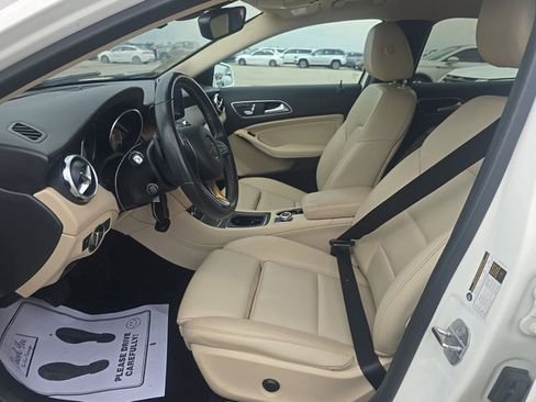 Used 2019 Mercedes-Benz GLA 250 w/ Convenience Package image 6