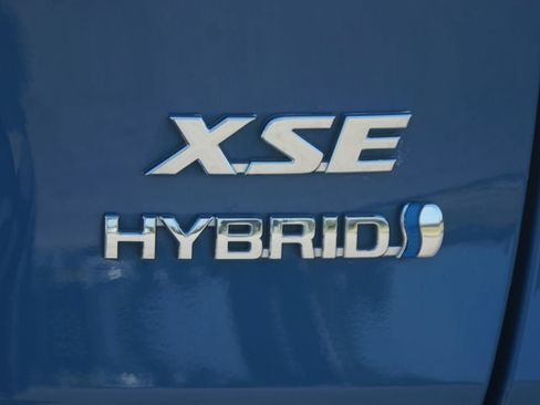 Used 2023 Toyota RAV4 XSE AWD/4WD image 20
