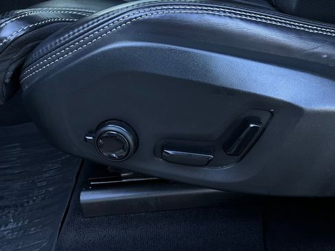 Used 2022 Volvo XC60 B5 Inscription w/ Advanced Package image 11